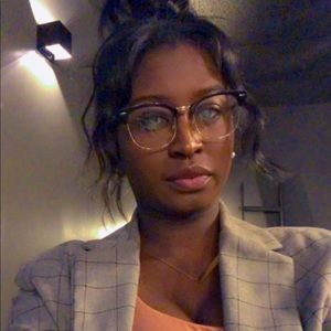 Meet your Posher, Britnie